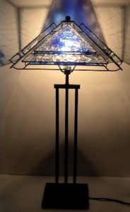 青い二重構造のランプ